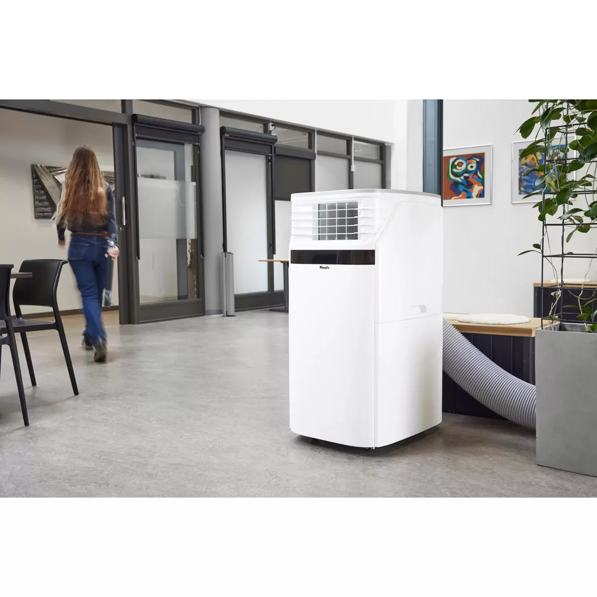 Woods Palermo 18K BTU Portable Air Conditioner with Remote Control WAC1810G - Image 6