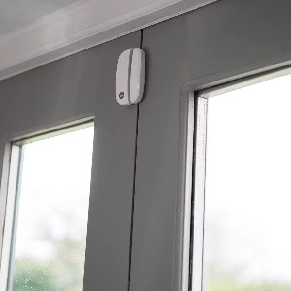 Yale IA-320 10pc Sync Smart Home Alarm with x4 Motion Sensors and x3 Window Door Sensors - Image 4