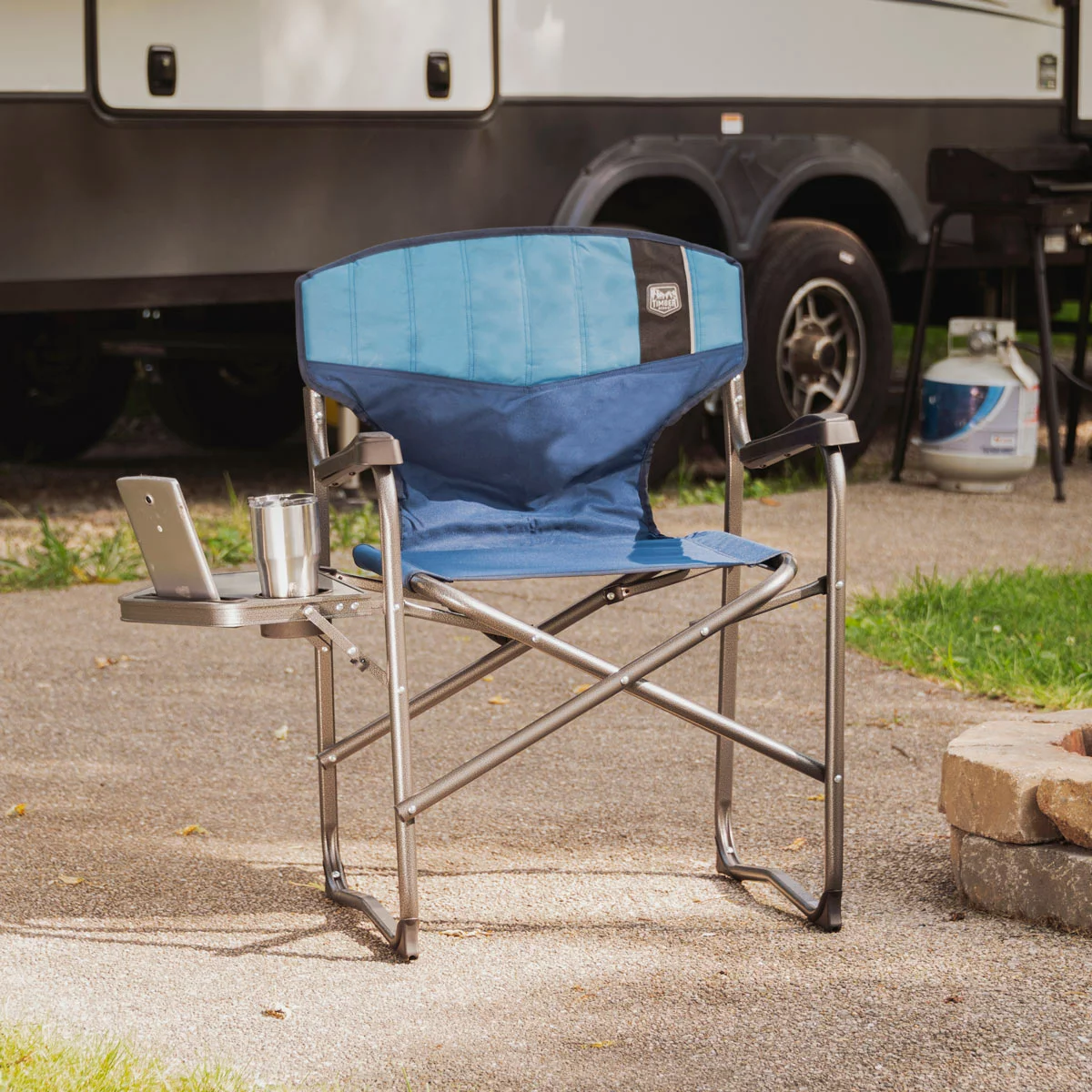 Timber Ridge Folding Directors Chair with Side Table - Image 2
