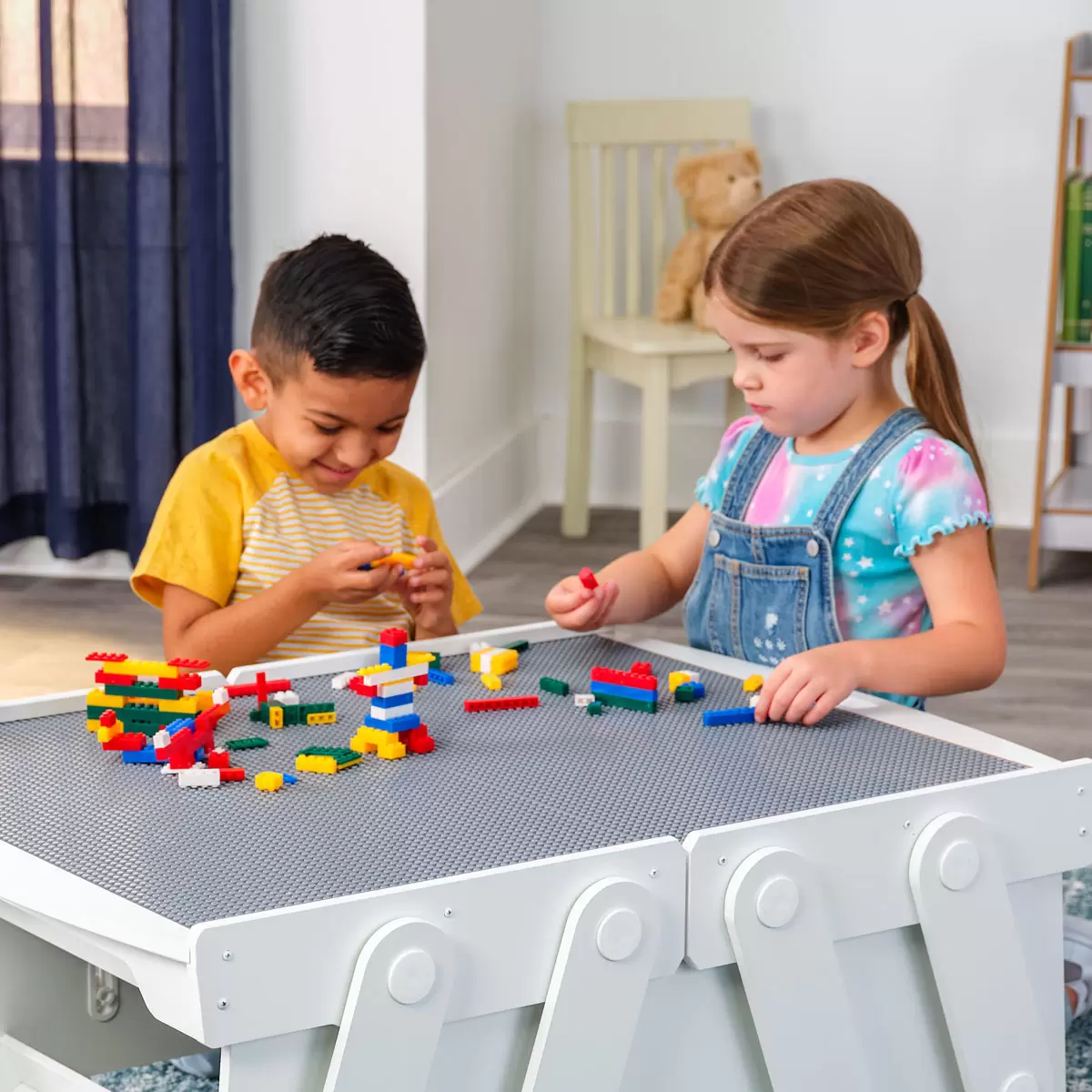 KidKraft Building Bricks Play n Store Mega Table - Image 6