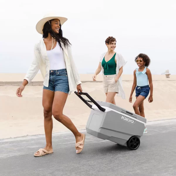 Igloo Max Cold Pro 85 Litre Roller Cooler - Image 3