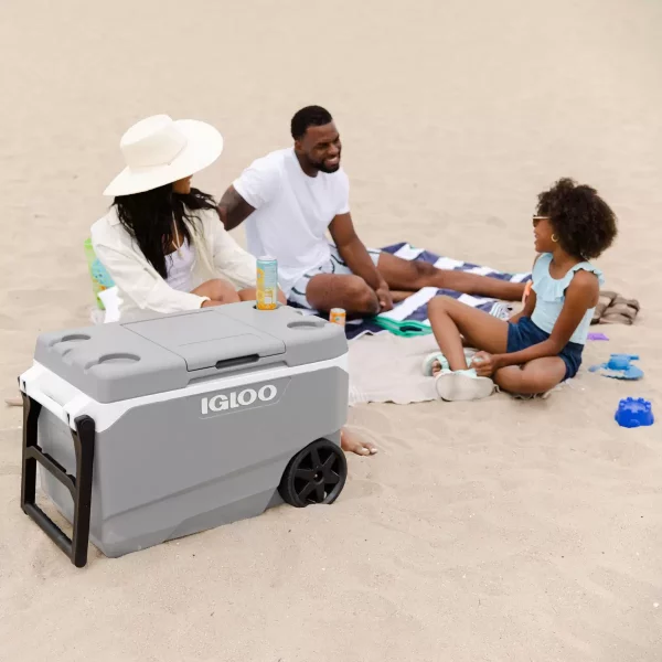 Igloo Max Cold Pro 85 Litre Roller Cooler - Image 2