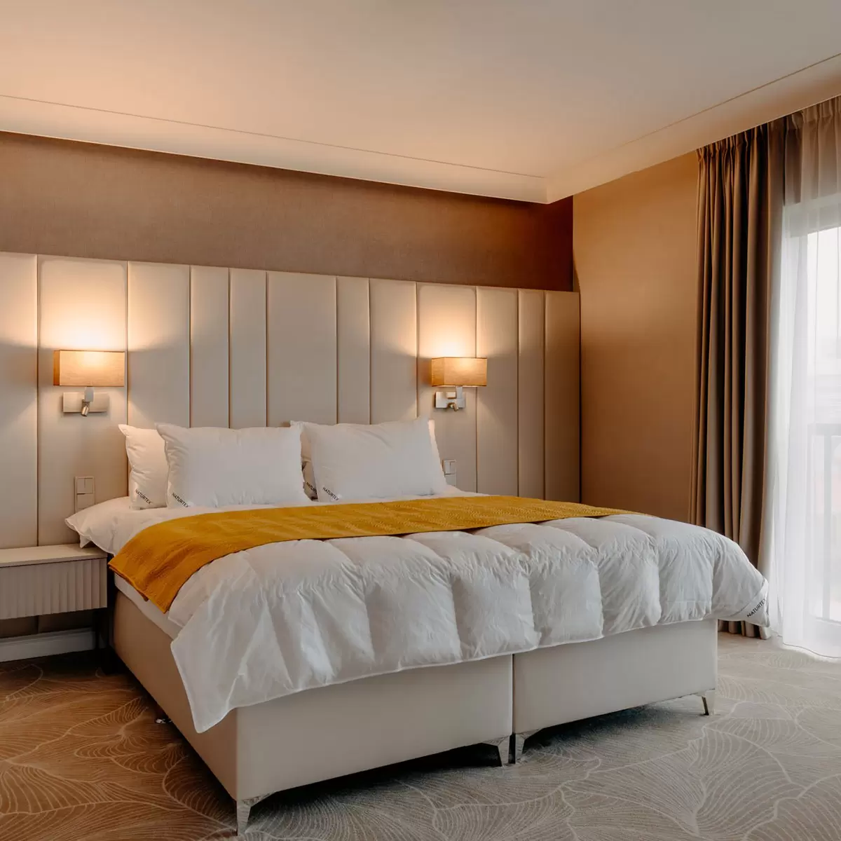 Naturtex Hungarian Goose Down Feather Pillow - Image 2