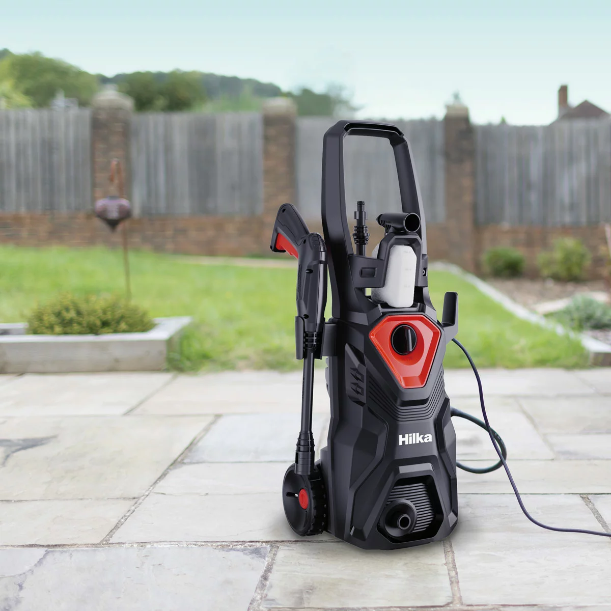 Hilka 1600W 130 Bar Pressure Washer with Patio Cleaner - Image 4