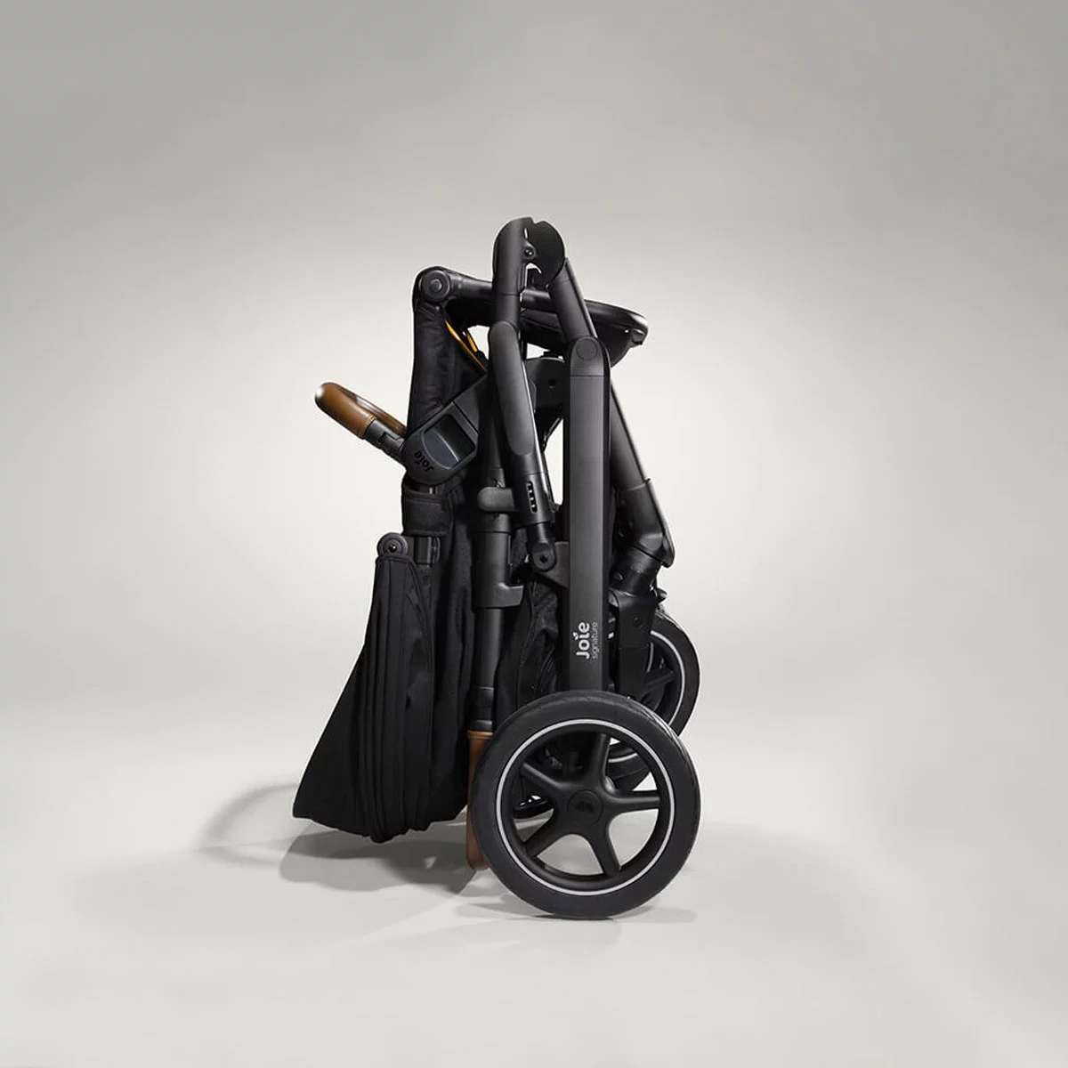 Joie Vinca Stroller with Ramble XL Carry Cot - Image 5