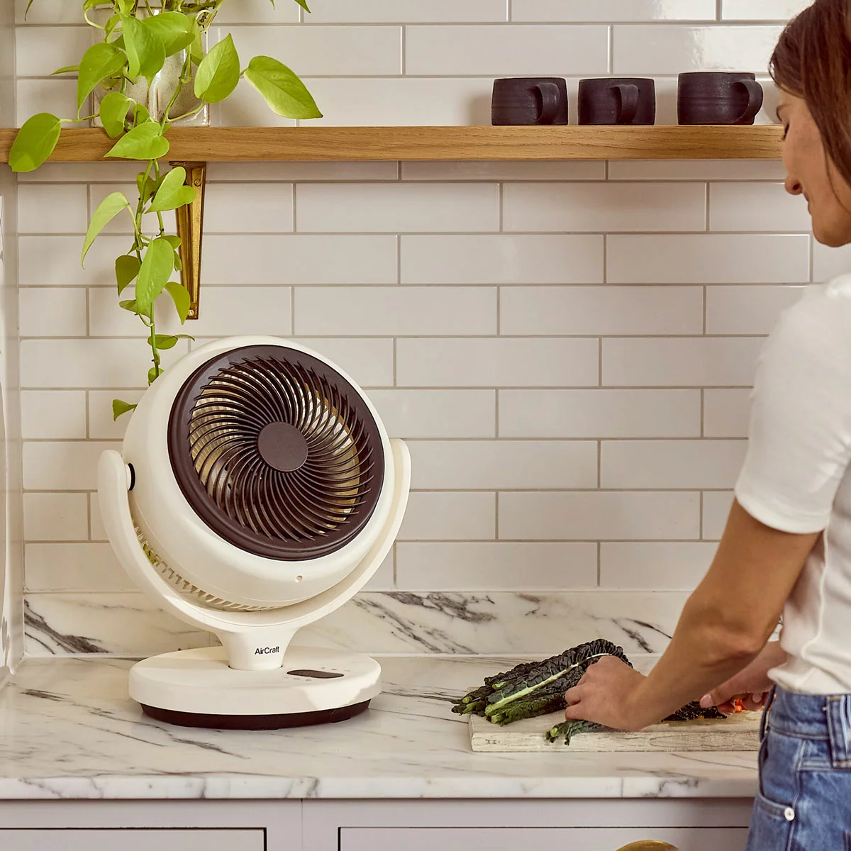 AirCraft LUME MINI Ultra Quiet Air Circulator Desktop Fan with Remote Ambient Backlight - Image 4